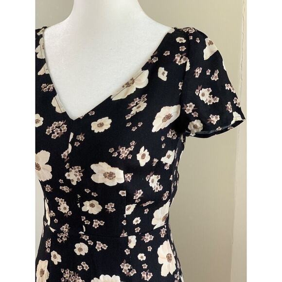 Reformation Lucinda Floral Mini Dress 0 XXS Black SS V Neck Whimsygoth 90s - Picture 3 of 10